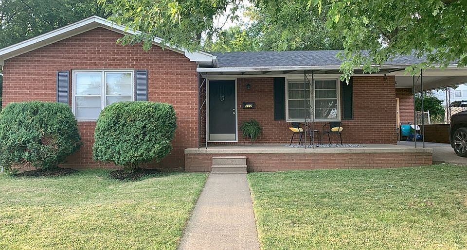 1st image of 117 W Noel Ave