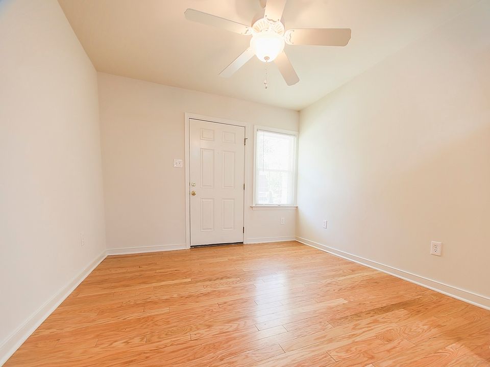 2nd image of 814 Cabell Ave Unit X