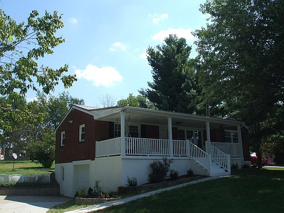 5th image of 1050 Macland Rd