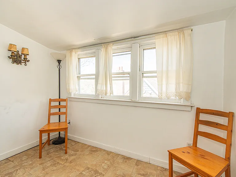 10 Banghart Pl — Photo 11