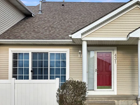 431 SE Woodbine Dr, Grimes, IA 50111