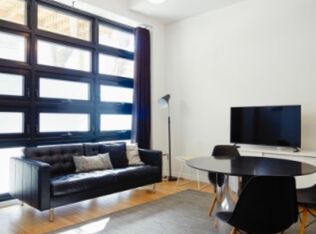 1219 W Gunnison St #2, Chicago, IL 60640