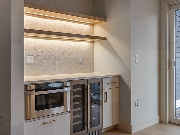 5th image of 59 Spear St #302A