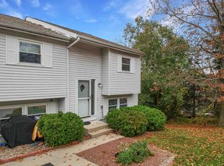 75 Bismark St, Manchester, NH 03102