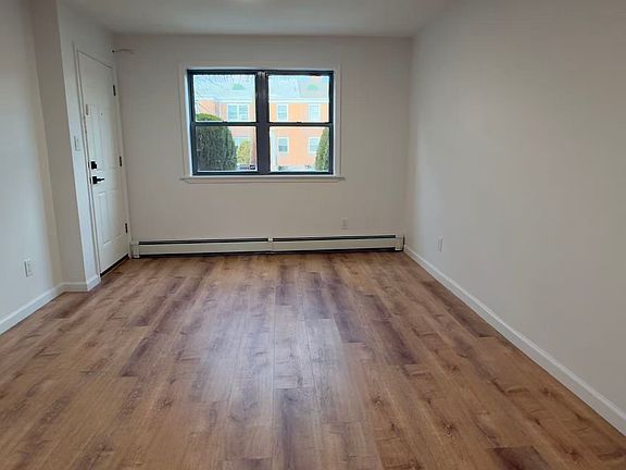 4th image of 194-08 37th Ave Floor 1