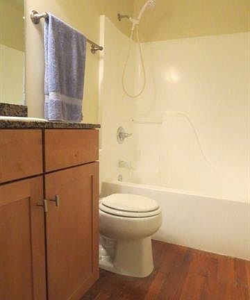 5th image of 920 Poeyfarre St APT 245