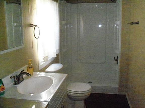 2nd image of 452 2 Pines Ln