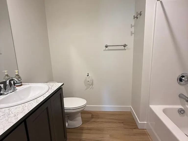 835 N Macaw Ave — Photo 7