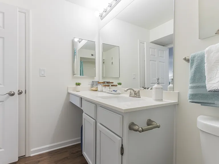 Bridlewood On Westland Apartments — Photo 83