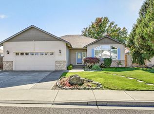 2638 Rabun Way, Central Pt, OR 97502