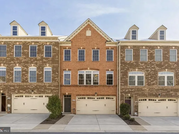 5311 Stream Bank Ln, Greenbelt, MD 20770