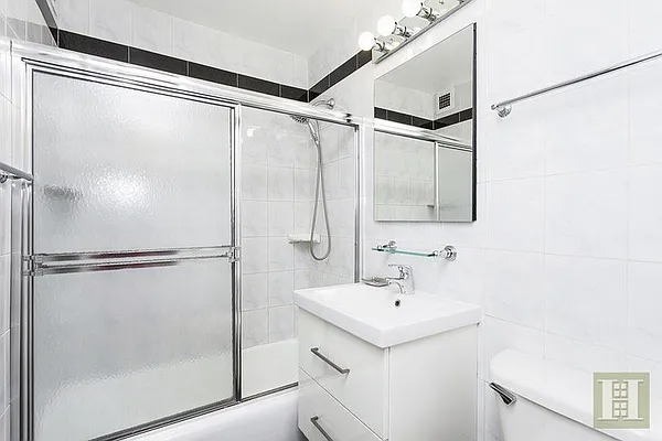 Rented by Halstead Real Estate | media 25