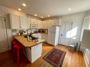 19 State Rd APT 3, Great Barrington, MA 01230