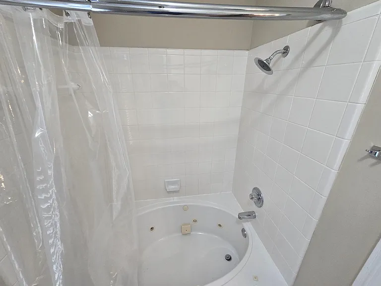 113 Village Ln — Photo 14