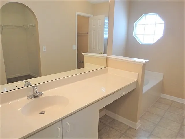 6203 Venezia Pl — Photo 9