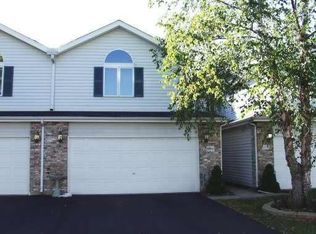 8308 Highpoint Cir UNIT D, Darien, IL 60561