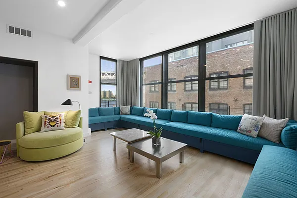 Sold by Compass | media 1