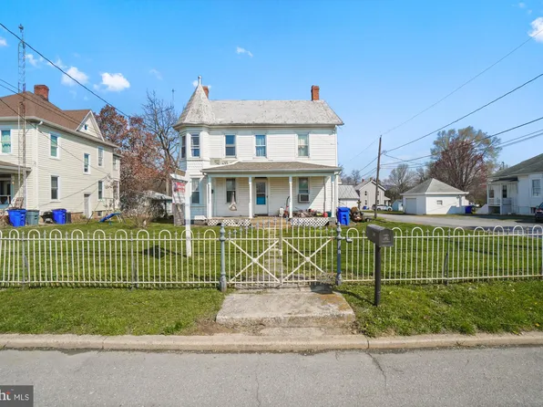 141 N Carroll St, Thurmont, MD 21788