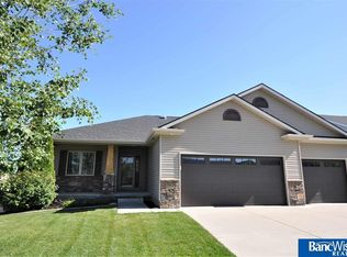 2912 Omalley Cir, Lincoln, NE 68516