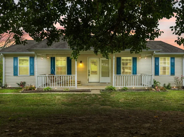 210 Big Hill Mountain Rd, McKee, KY 40447