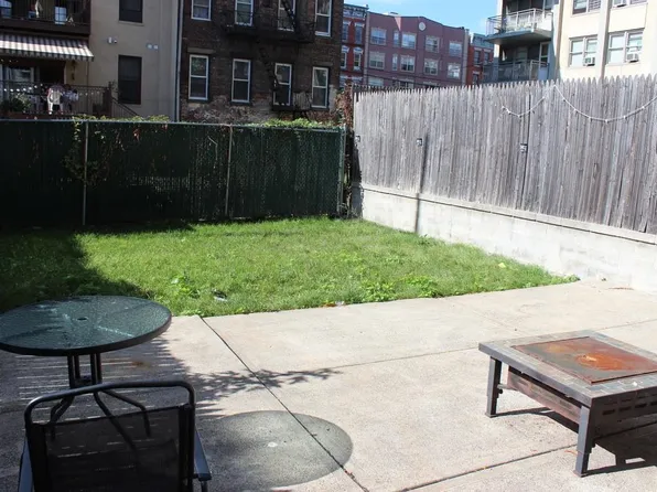 210 Adams Street image 10 of 11