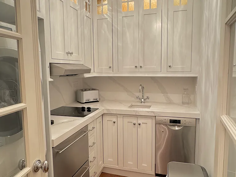 354 Beacon St #3 — Photo 18
