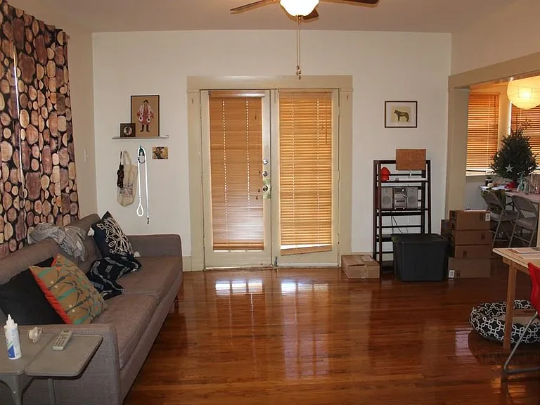 1420 W 10th St #1420 — Photo 4