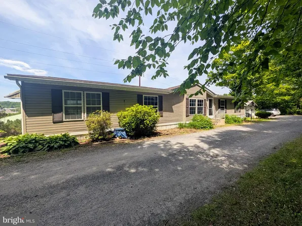 180 Saint Clair Ave, Pottsville, PA 17901