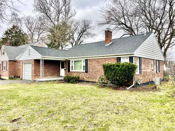 1237 Sumner Avenue, Schenectady, NY 12309