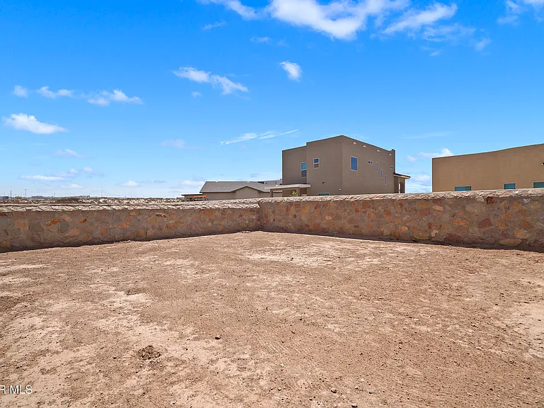 932 Texas Madrone Dr — Photo 26