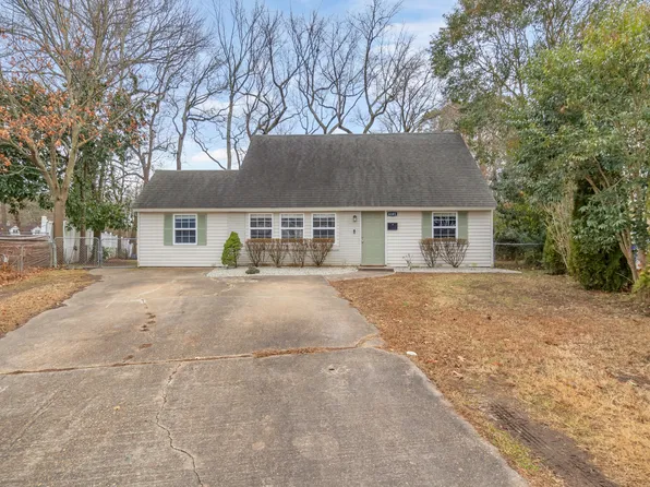 6101 Grimes Ct, Norfolk, VA 23518