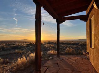 (Undisclosed Address), Taos, NM 87571