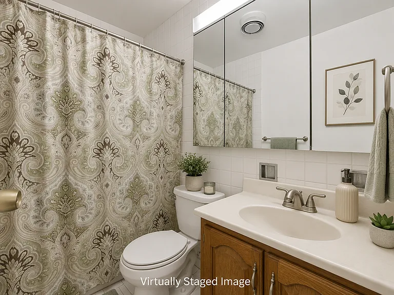 777 N Michigan Ave #2500 — Photo 11