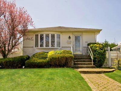 3818 Harbor Boulevard, Seaford, NY, 11783