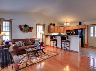 1027 Gorman Ave, West Saint Paul, MN 55118
