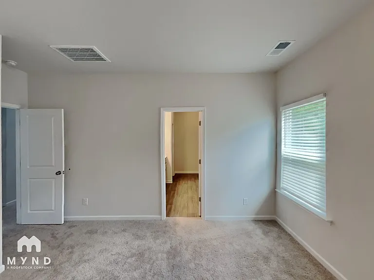7130 Amberhouse Dr — Photo 6
