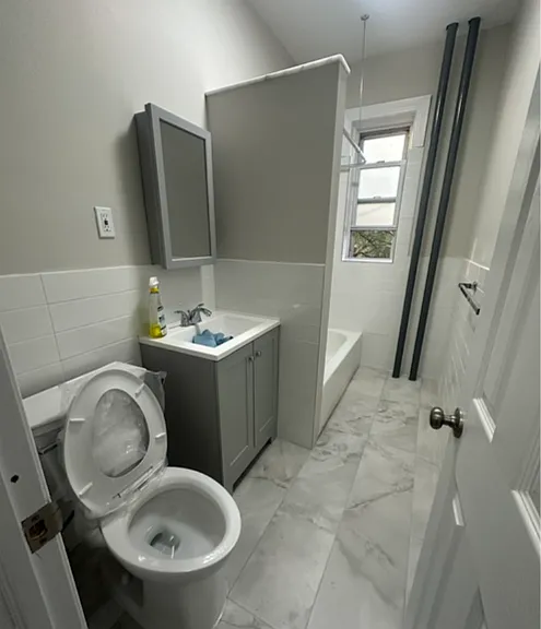 125-127 Corbin Ave #103 — Photo 9