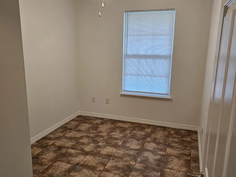 4615 State Road 16 — Photo 6
