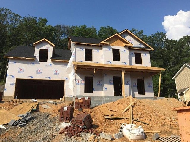 1st image of 3040 Oakwood Hills Ln
