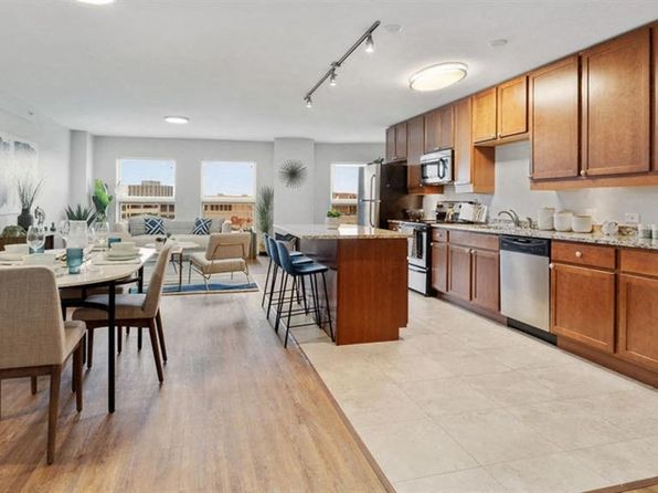 Renew Five Ninety Five | 595 S Des Plaines River Rd, Des Plaines, IL