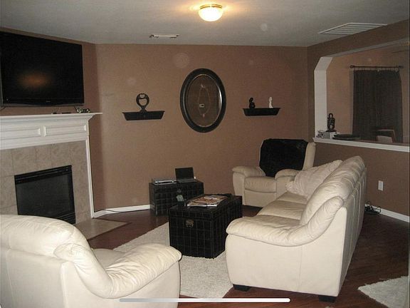 3rd image of 3220 Wild Turkey Ln