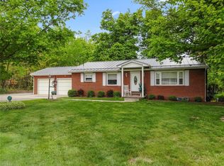 2894 W Middletown Rd, Columbiana, OH 44408