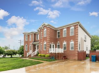 5901 Amherst Ave, Springfield, VA 22150