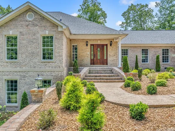 318 Merrell Ln, Lynchburg, TN 37352