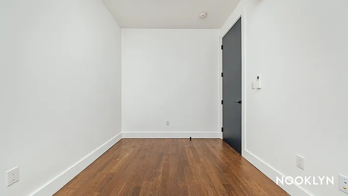 Rented by Nooklyn NYC LLC | media 11