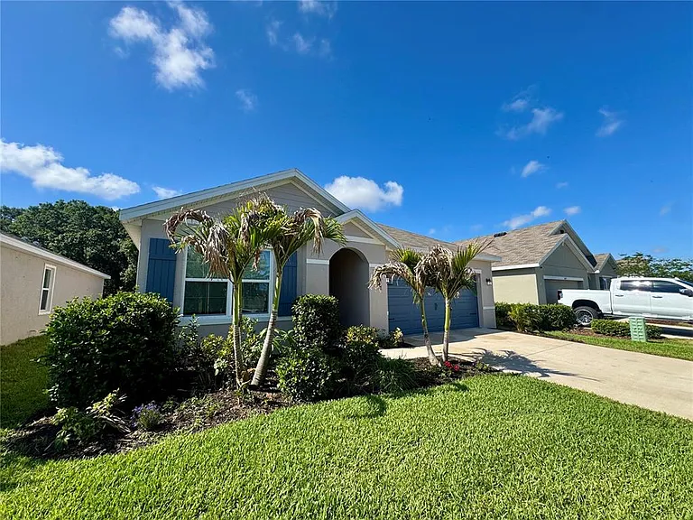 16461 Little Garden Dr — Photo 2