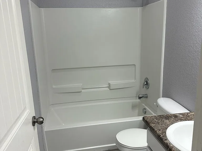 3815 Tahoe Forest Ln — Photo 2