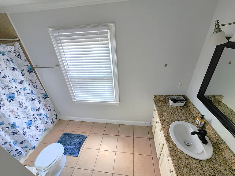 713 Windsor St SW — Photo 7