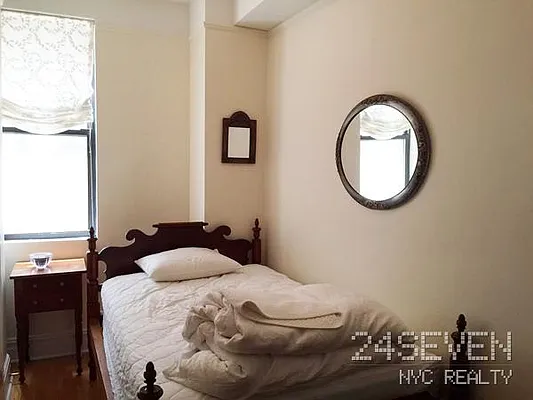 Rented by 24 7 NYC Realty Inc. | media 42