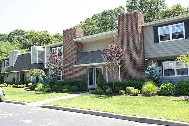 Fairfield Village At Middle Island — Photo 17